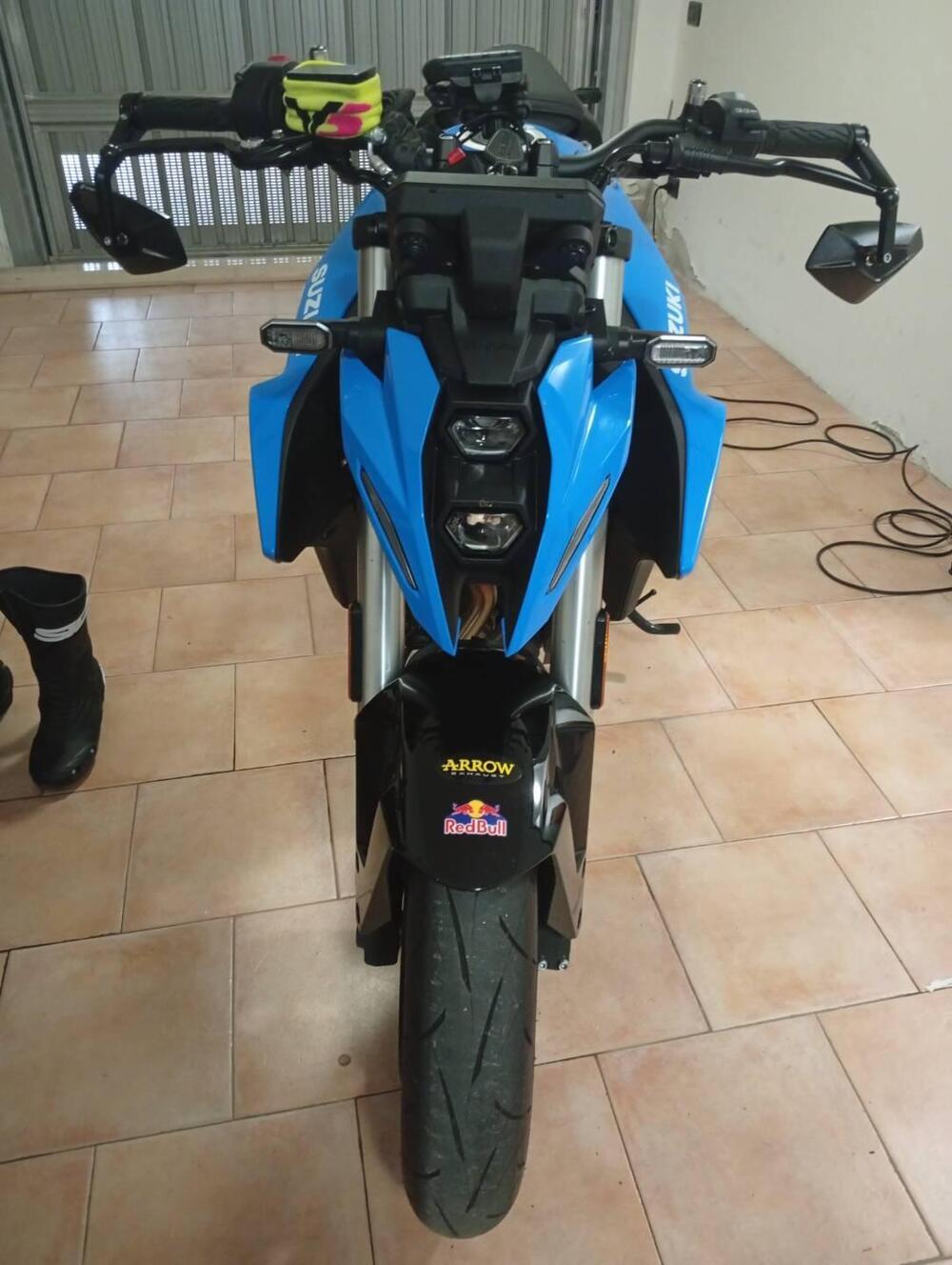 Suzuki GSX-8S (2025) (6)