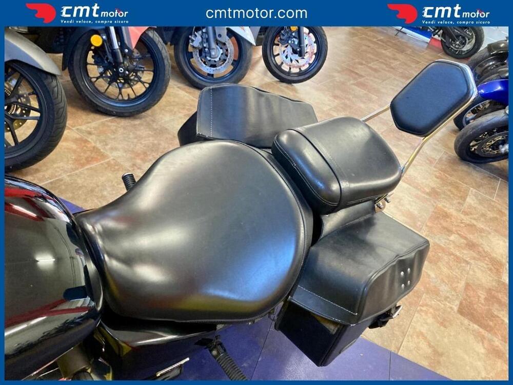 Honda VT 750 Shadow Spirit (13)