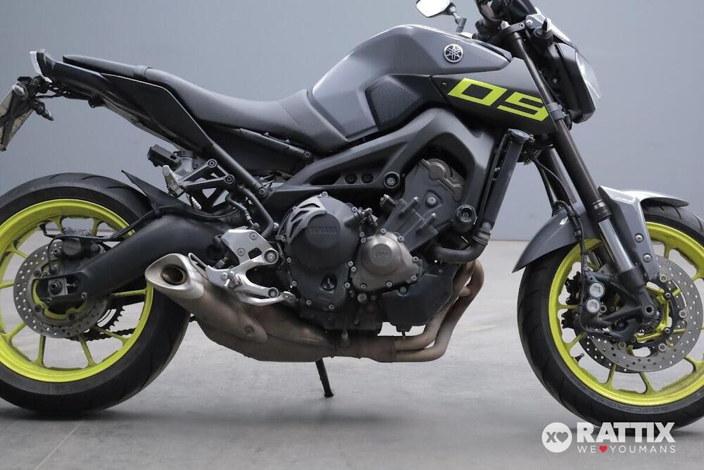 Yamaha MT-09 ABS (2016) (8)