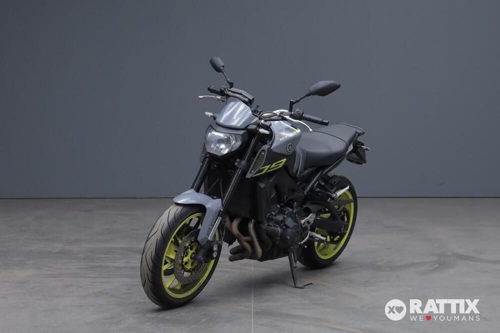 Yamaha MT-09 ABS (2016) (2)