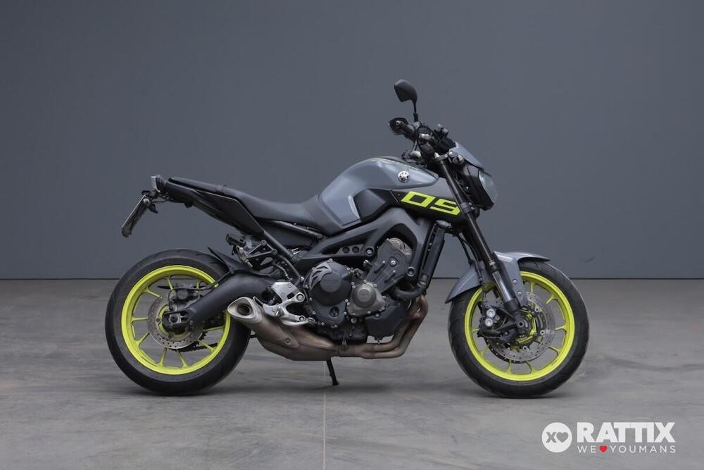 Yamaha MT-09 ABS (2016) (4)
