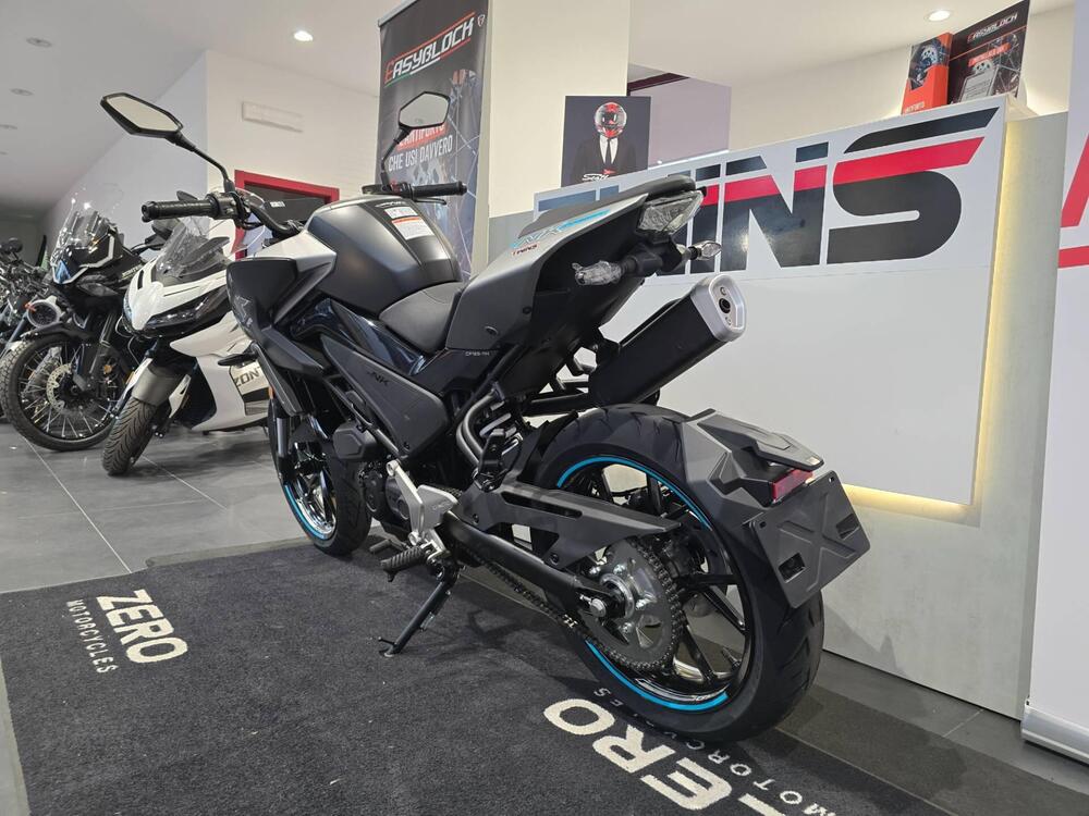 CFMOTO 125NK (2025 - 26) (6)