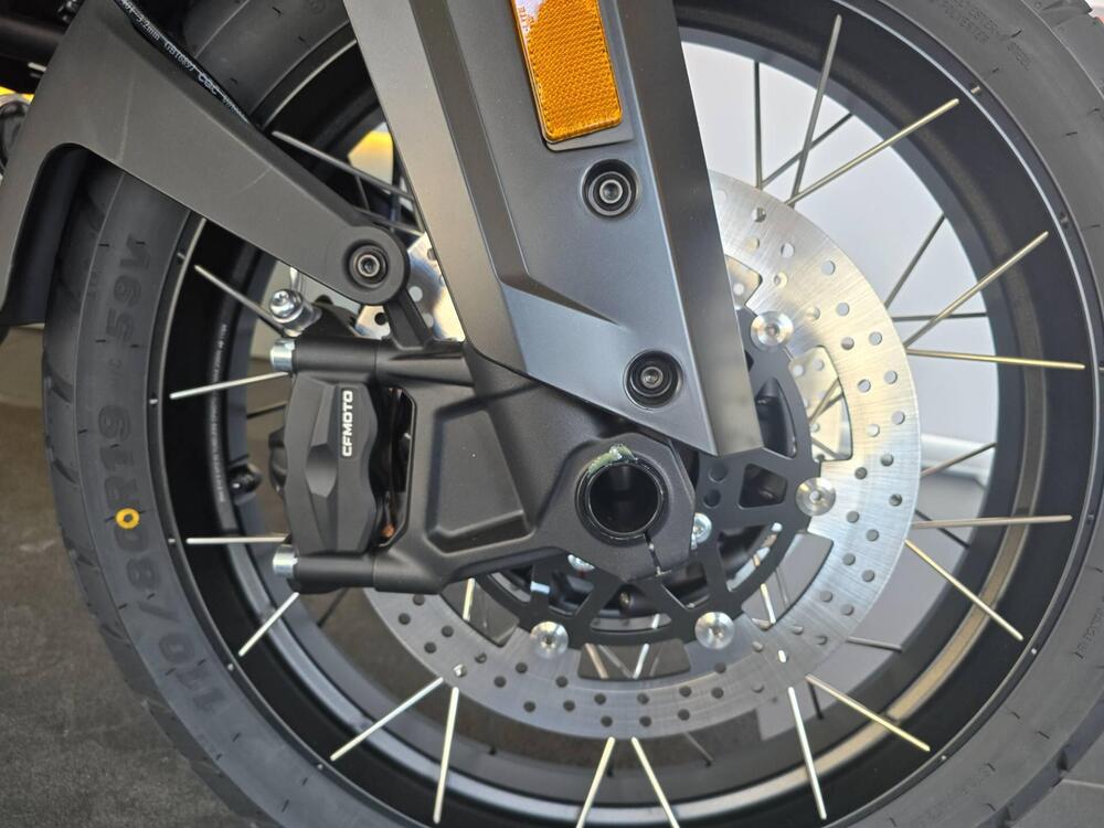 CFMOTO 700MT Adventure (2025 - 26) (13)