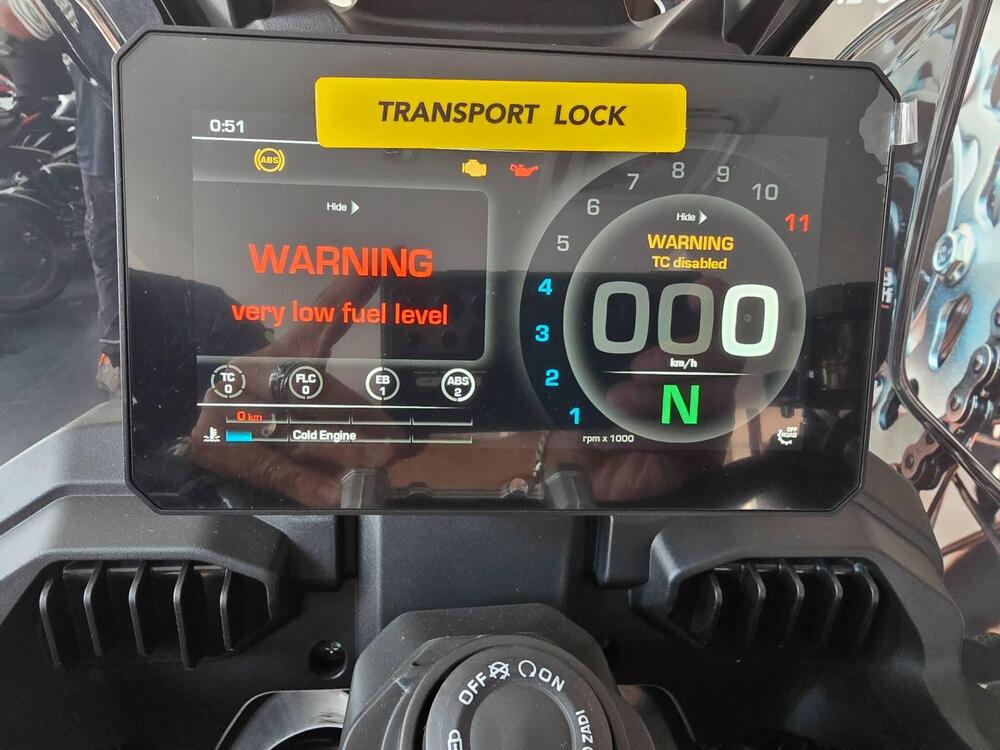 MV Agusta LXP Orioli (2024 - 26) (17)