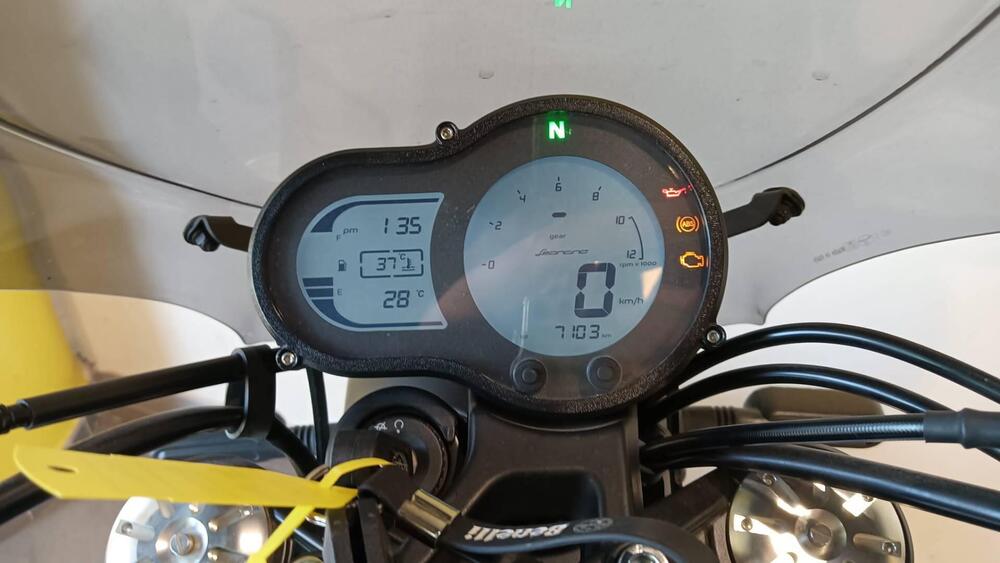 Benelli Leoncino 500 (2021 - 25) (6)