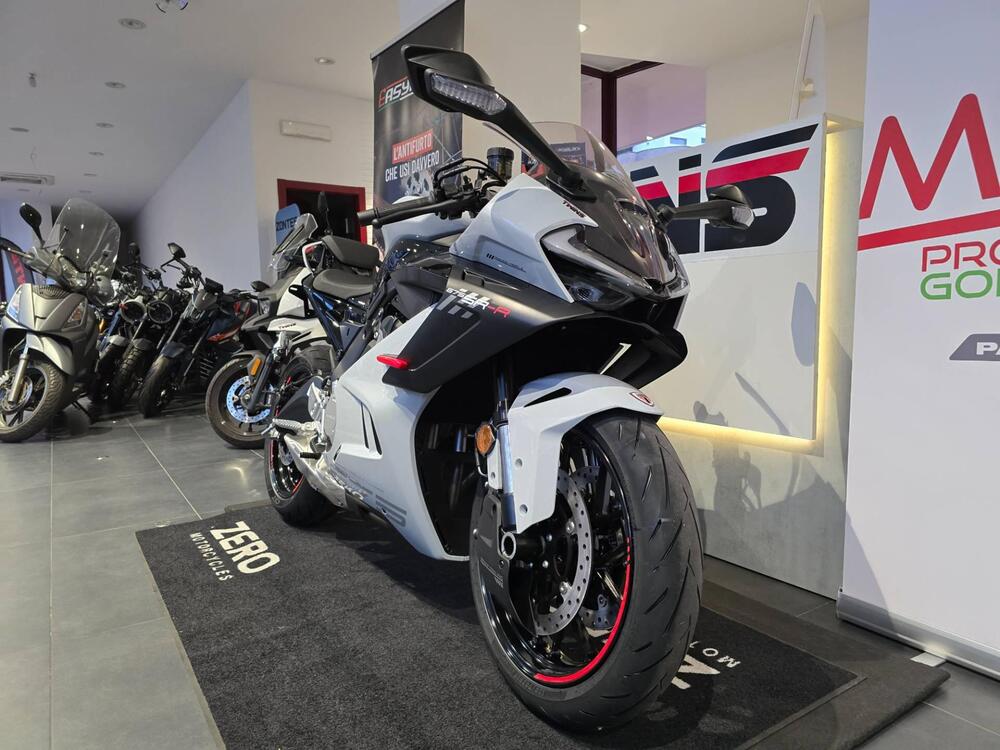 CFMOTO 675SR-R (2025 - 26) (2)