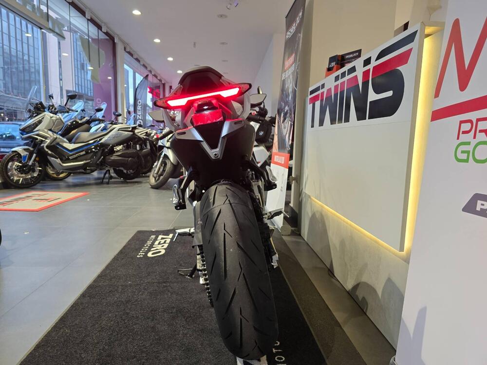 CFMOTO 675SR-R (2025 - 26) (7)