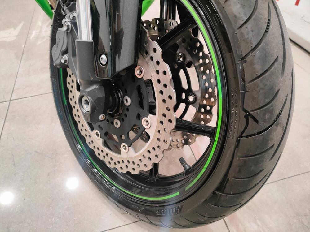 Kawasaki Z 800 ABS (2012 - 16) (8)