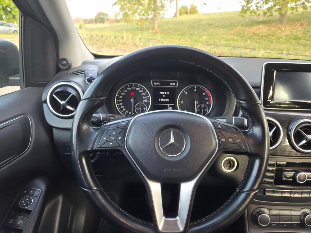 Mercedes-Benz Classe B usata a Roma (12)