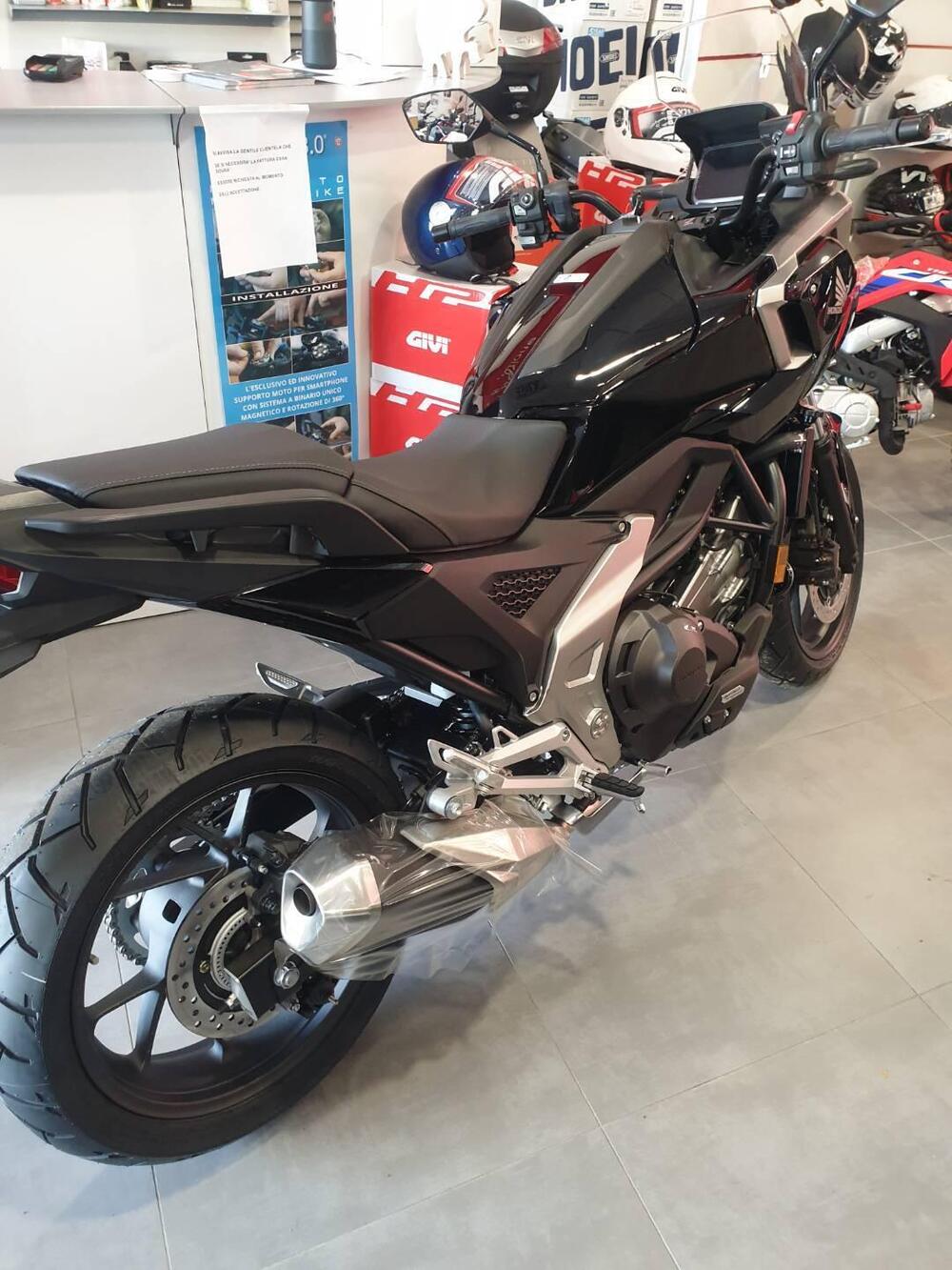 Honda NC 750 X DCT (2025 - 26) (2)