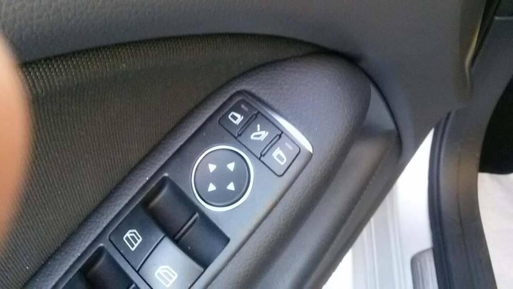 Mercedes-Benz Classe B usata a Roma (14)