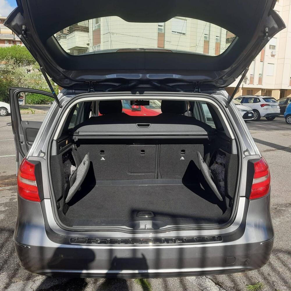 Mercedes-Benz Classe B usata a Roma (18)