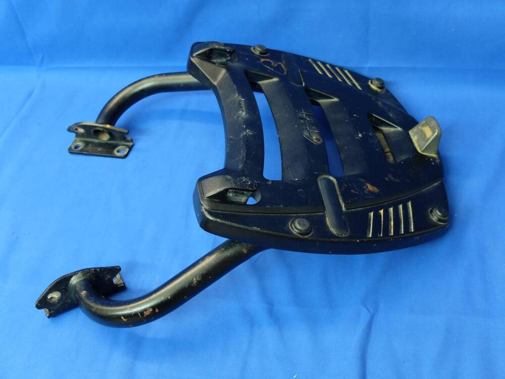 PORTAPACCHI HONDA VFR 800 98/02 CON PIASTRA GIVI (3)