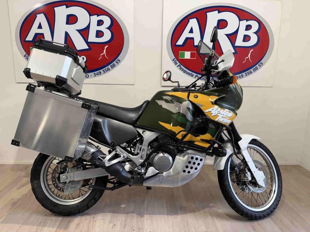 Honda Africa Twin XRV 750 (1996 - 02) (6)