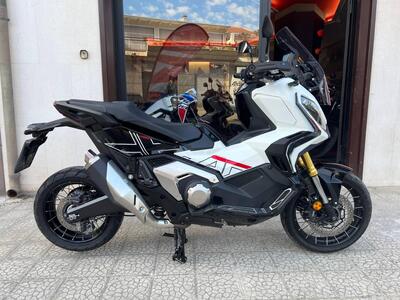 Honda X-ADV 750 DCT (2021 - 24) usata