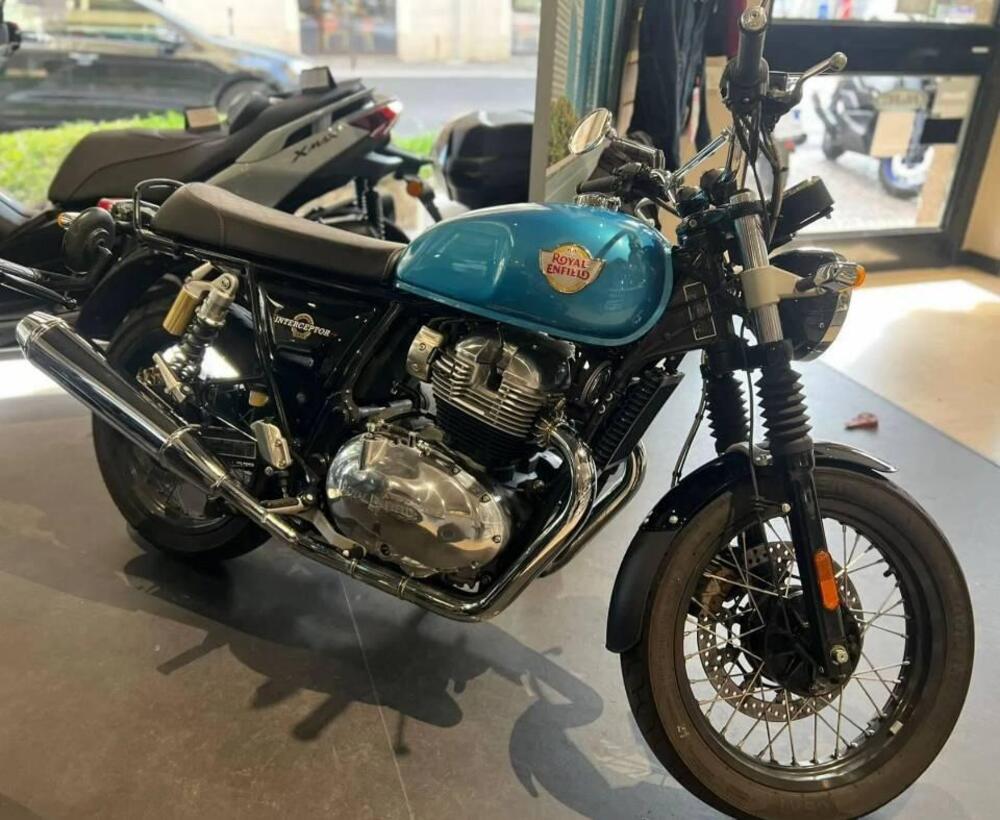 Royal Enfield Interceptor 650 (2021 - 26) (3)