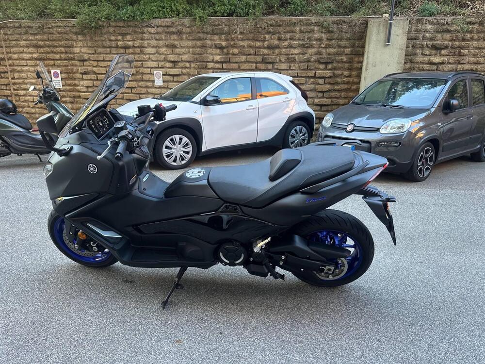 Yamaha T-Max 560 (2025 - 26) (6)