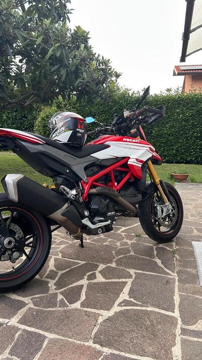 Ducati Hypermotard 939 SP (2016 - 18) usata