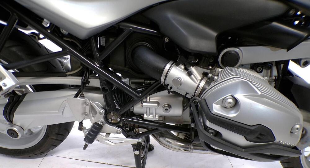 Bmw R 1200 R (2006 - 11) (8)