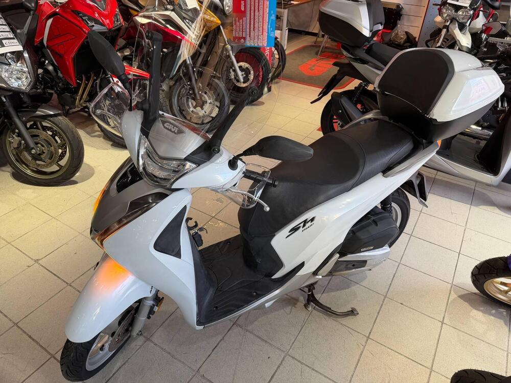 Honda SH 150 i (2017 - 19) (4)