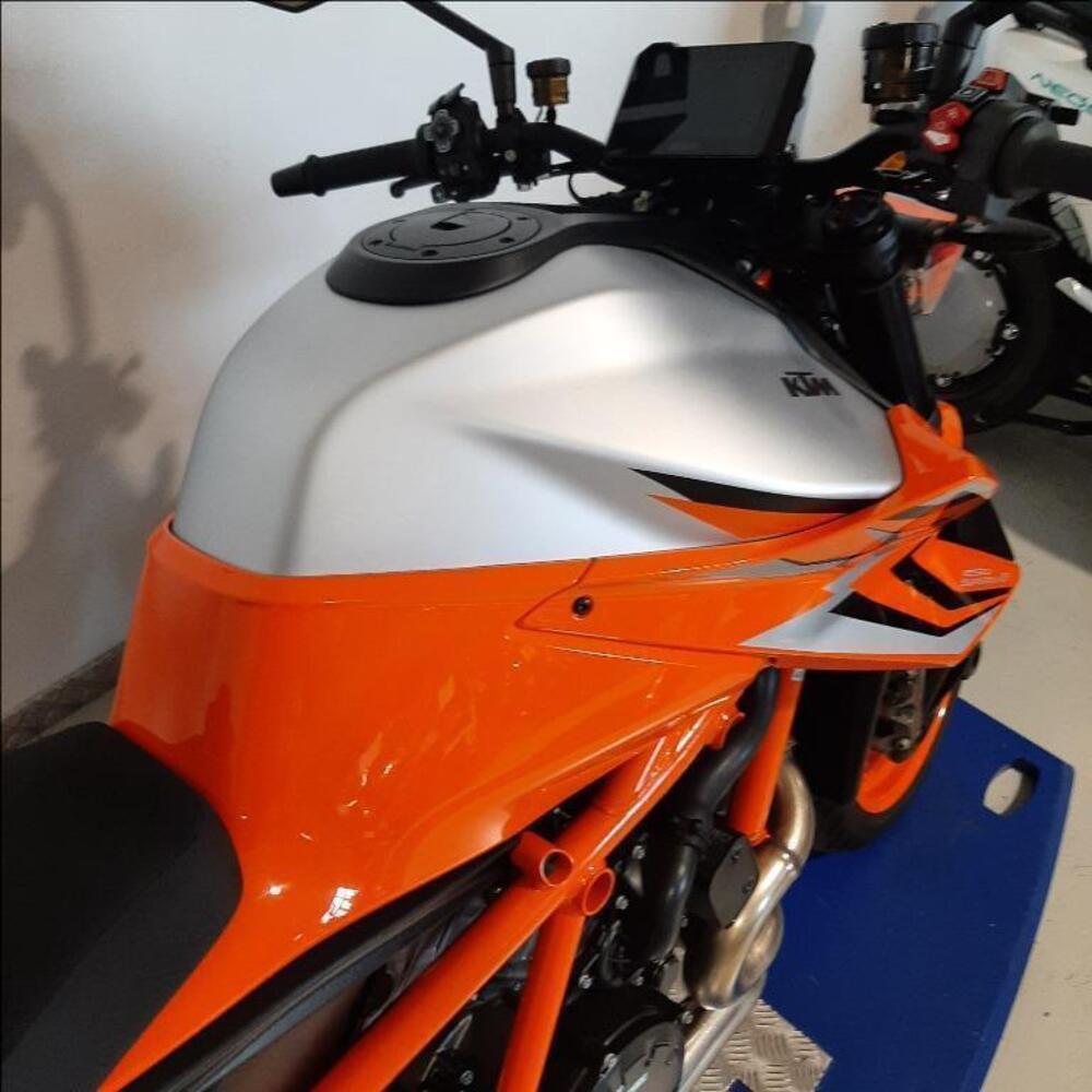KTM 1290 Super Duke R EVO (2022 - 23) (11)