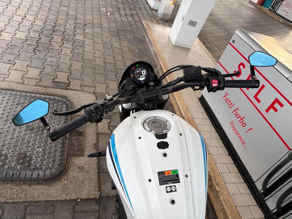 Yamaha XSR 700 (2022 - 26) (6)