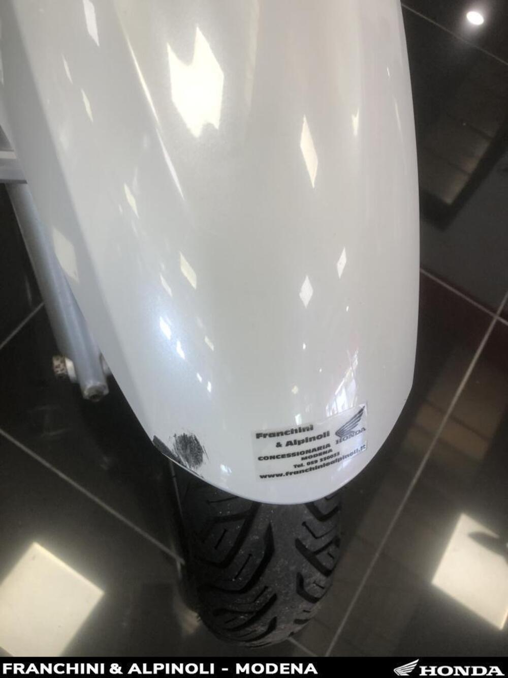 Honda SH 300 i ABS (2016 - 20) (7)