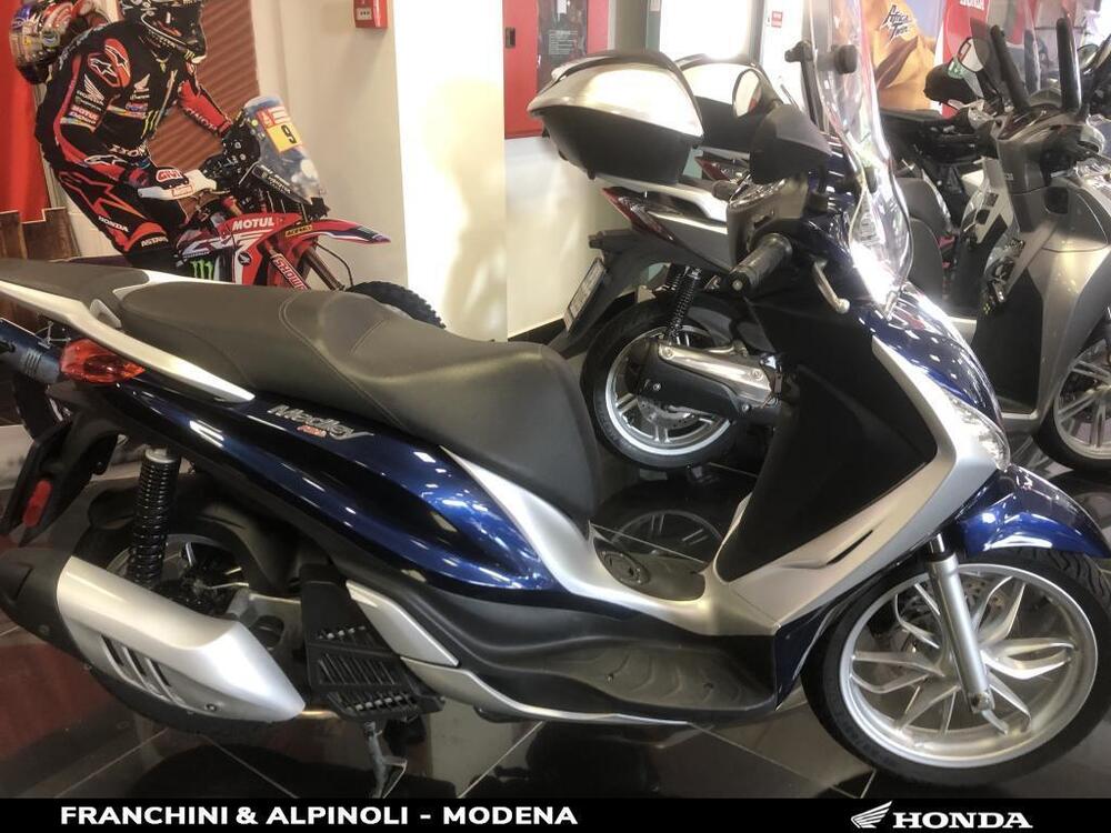 Piaggio Medley 150 (2020) (2)