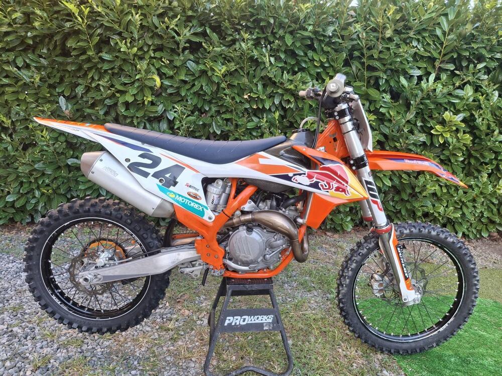 KTM 450 SX-F (2022) (2)