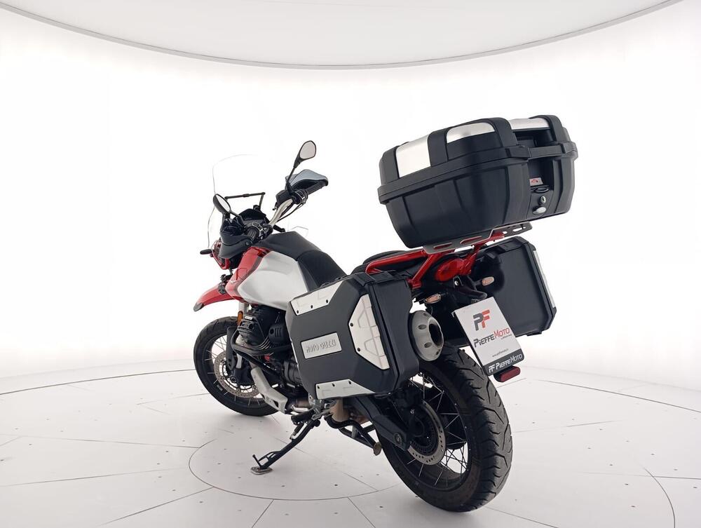 Moto Guzzi V85 TT Evocative Graphics (2021 - 23) (6)