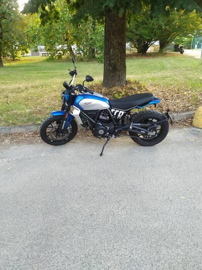 Ducati Scrambler 800 Icon (2023 - 25) usata