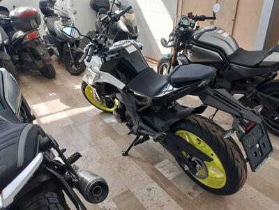 CFMOTO 650NK (2021 - 24) usata