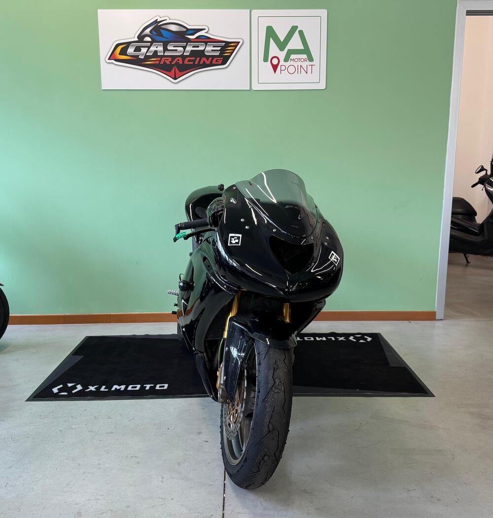 Kawasaki Ninja 636 ZX-6R (2005 - 06) (4)