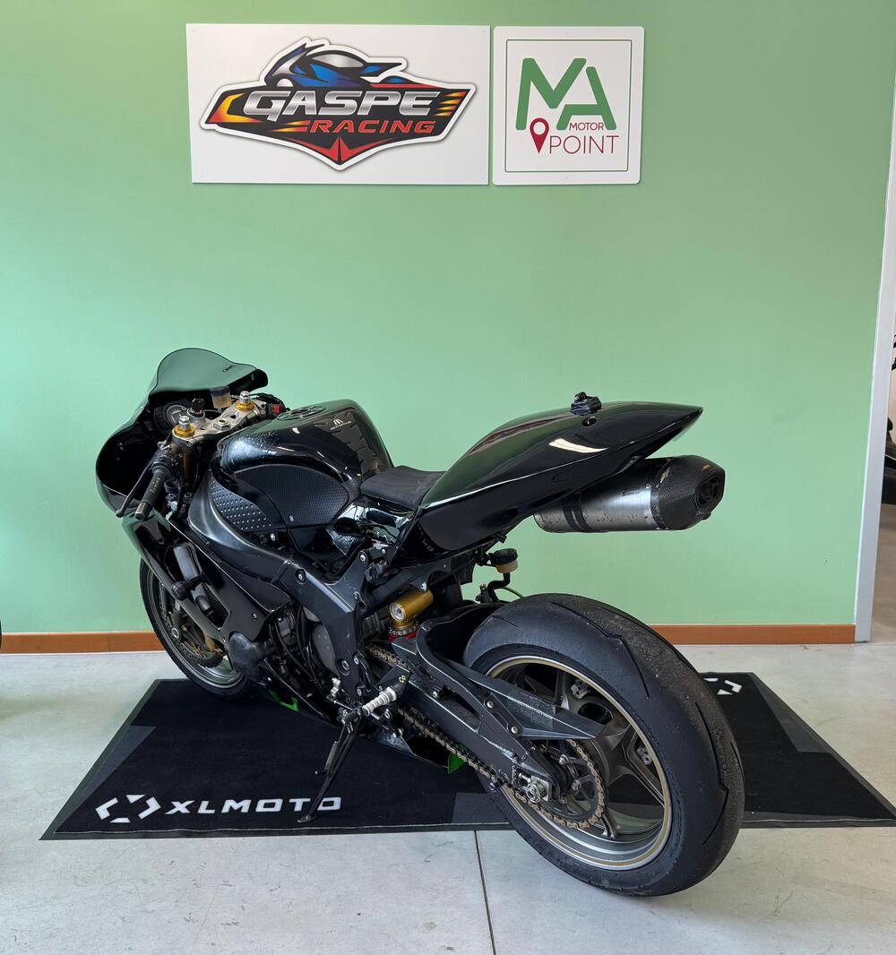 Kawasaki Ninja 636 ZX-6R (2005 - 06) (6)