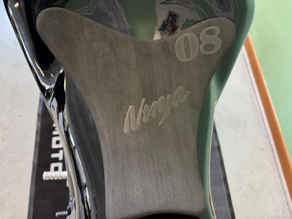 Kawasaki Ninja 636 ZX-6R (2005 - 06) (10)