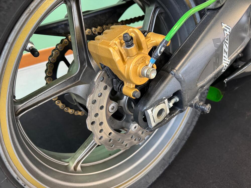 Kawasaki Ninja 636 ZX-6R (2005 - 06) (12)