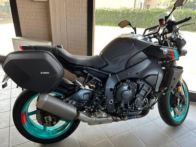 Yamaha MT-10 (2022 - 25) usata