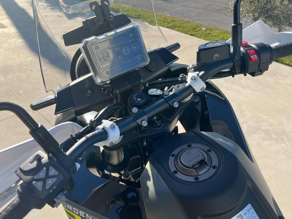 Husqvarna Norden 901 Expedition (2025 - 26) (7)