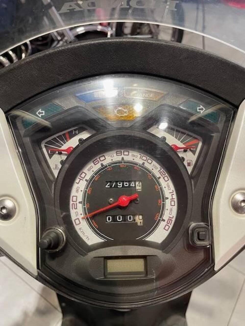 Honda SH 150 i (2009 - 12) (10)