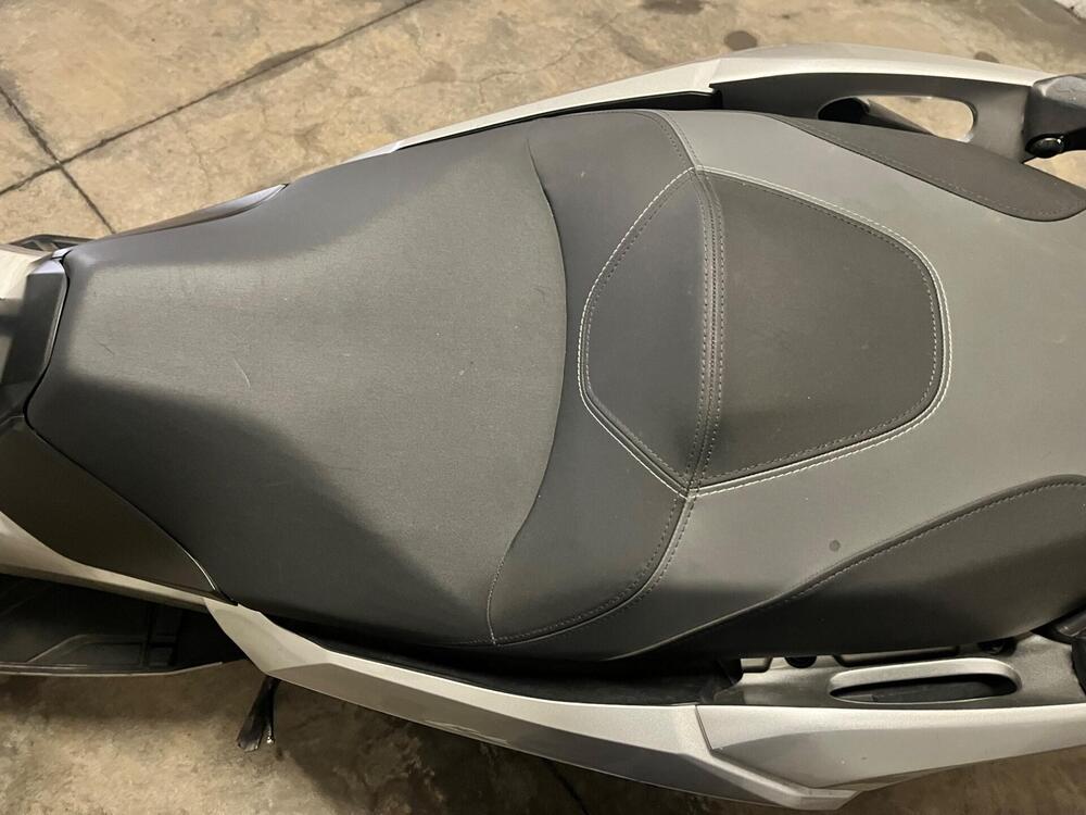 Honda ADV 350 (2022 - 24) (6)