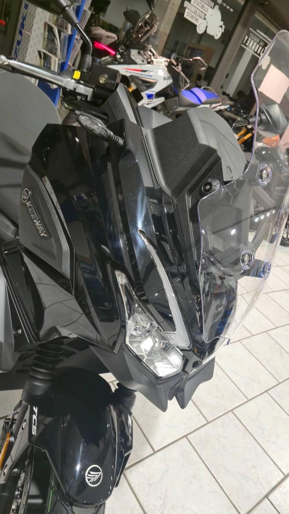 Keeway Motor Terrafina 350i (2025 - 26) (4)