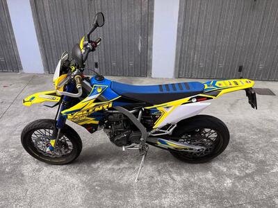 Valenti Racing SM 125 Z (2020 - 22) usata