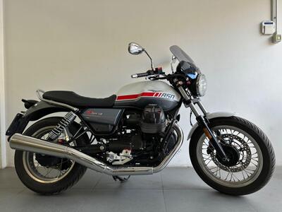 Moto Guzzi V7 Special (2021 - 24) usata