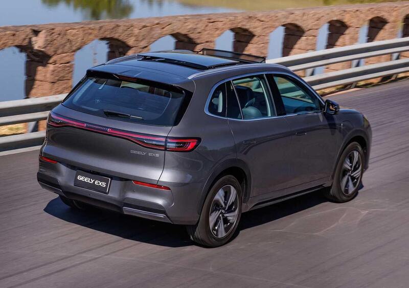 Geely EX5 (2)