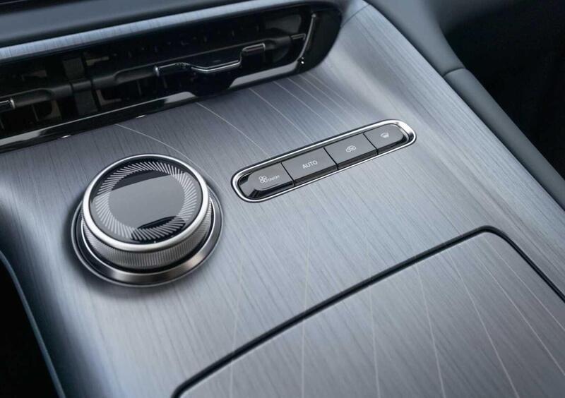 Geely EX5 (12)