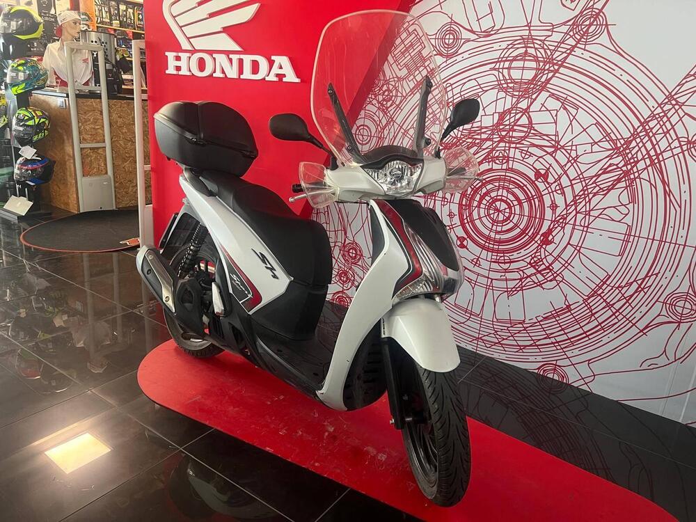 Honda SH 125 i ABS (2013 - 17) (2)