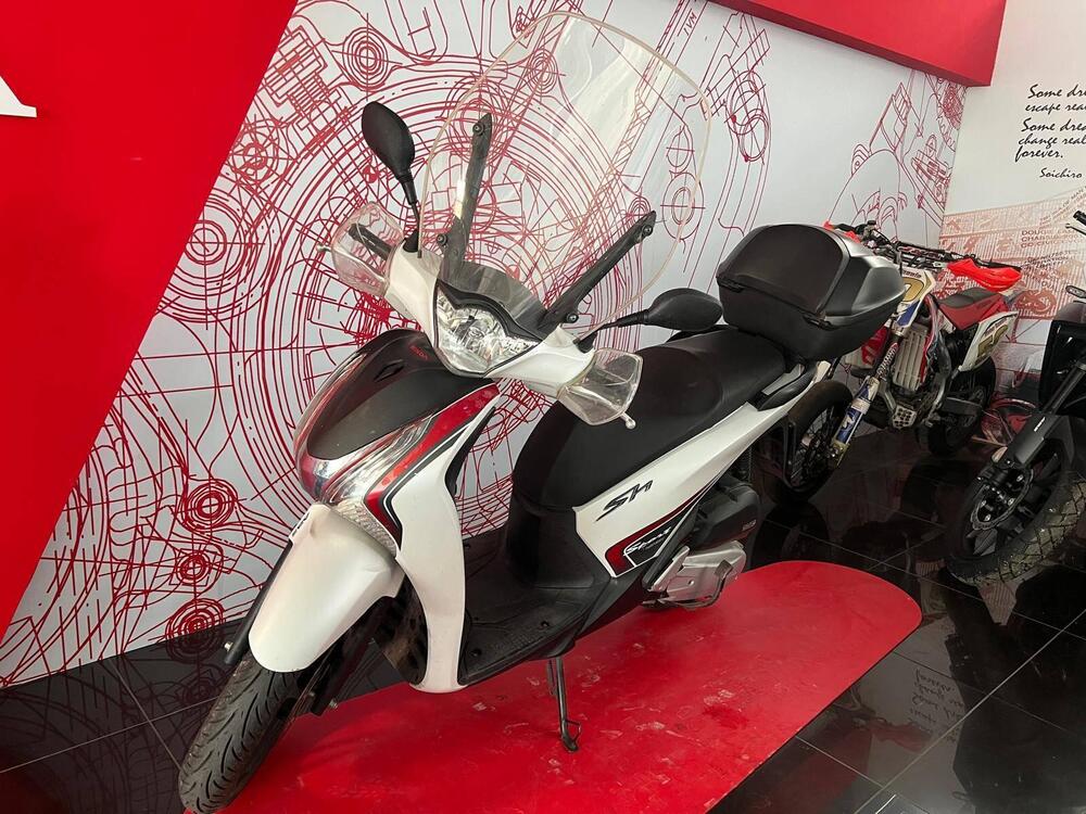 Honda SH 125 i ABS (2013 - 17) (6)