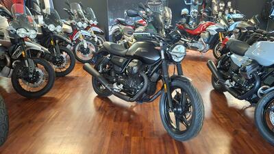 Moto Guzzi V7 Stone (2021 - 24) usata