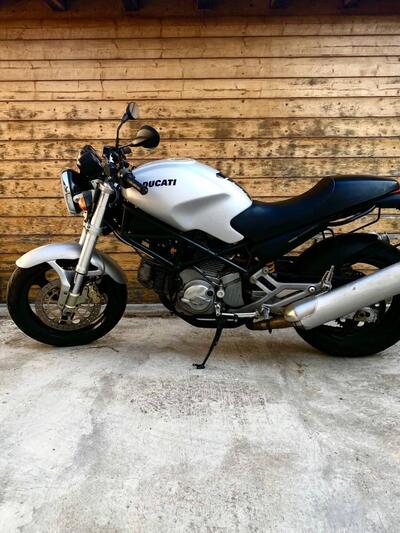 Ducati Monster 620 Dark (2003 - 06) usata