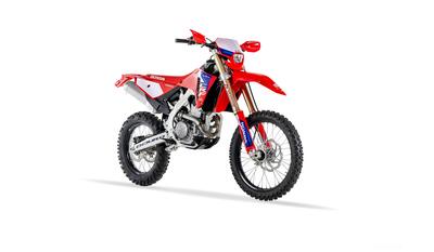 Honda-RedMoto svela la gamma Enduro 2026: pi&ugrave; accessibile, pi&ugrave; pratica e con un kit omaggio speciale